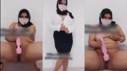 Laela Pulang Kerja Sange Colmek Video by PornOne