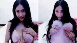 Awcece Sekarang Live di BLING2 Sexy Jilat Uting Video by Beeg