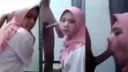 Terbaru Jilbab Pink Nyepong Kontol Panjang Video by AVTub Terbaru Jilbab Pink Nyepong Kontol Panjang Video by AVTub