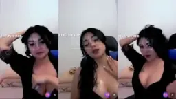 Host Cantik Pamer Keindahan Tubuhnya Video by Beeg
