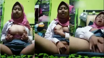 Yolla Tania Hijab SM4 Viral Video by BOKEPSIN