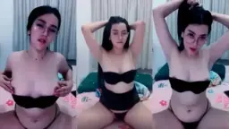 Rosa Makin Cakep Binal Pose Ngangkang Video by SangeLink Rosa Makin Cakep Binal Pose Ngangkang Video by SangeLink
