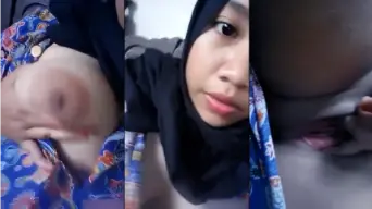 Daun Masih Muda Toge Hijab Memek Pink Video by Kompoz