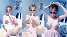 MissV Toge Uting Coklat Bulat Video by BebasIndo
