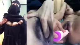 ABG Bercadar Omek Dildo Memek Becek Video by YourPorn