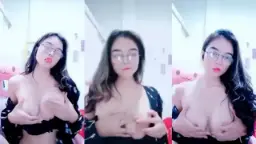 Riyanti Cantik Berkacamata Remas Toket Gede Video by BebasIndo Riyanti Cantik Berkacamata Remas Toket Gede Video by BebasIndo