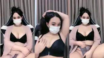 Live Tante Body Montok Berminyak Video by BokepHUB Live Tante Body Montok Berminyak Video by BokepHUB