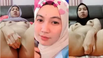 Hijab Tiktok Cantik Sange Colmek Timun Video by BebasIndo