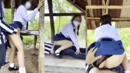 Siswi Daun Masih Muda Ngentot Di Gubuk Viral Video by FapHouse