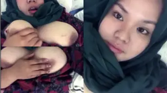 Daun Masih Muda Arina Hijab Tobrut Remas Toket Video by PornHub Daun Masih Muda Arina Hijab Tobrut Remas Toket Video by PornHub