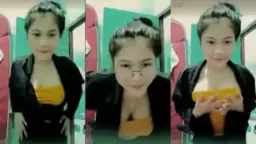 Sonia Kusuma Wardani Baju Kuning Video by PornOne